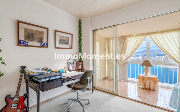 Resale - Apartment - Benidorm - Benidorm Centro