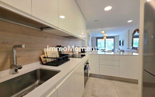 Revente - Appartement - Estepona  - Selwo