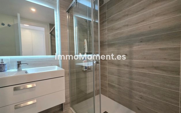 Revente - Appartement - Estepona  - Selwo