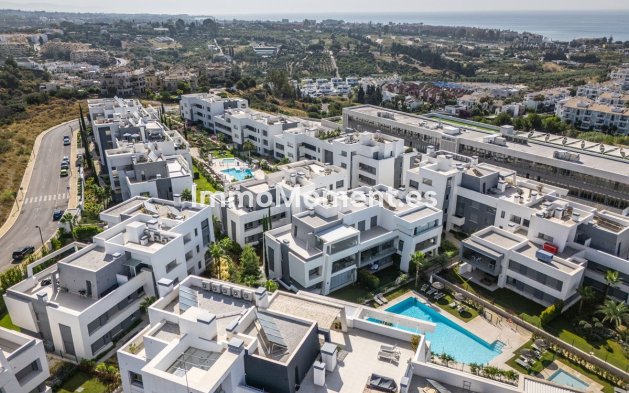 Reventa - Apartamento - Estepona  - Estepona Centro