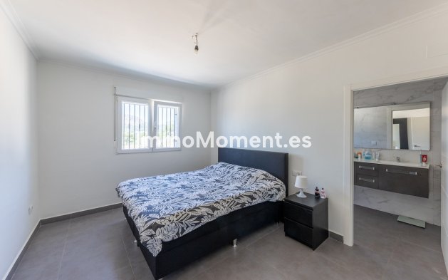 Wiederverkauf - Freistehende Villa - La Romana - La Romana Centro