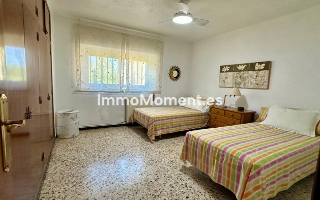 Resale - Detached villa - Yecla - Yecla Centro