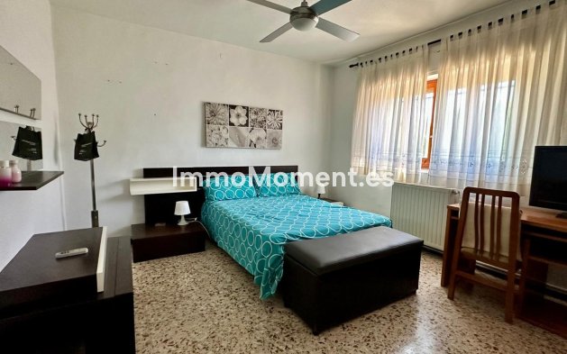 Resale - Detached villa - Yecla - Yecla Centro