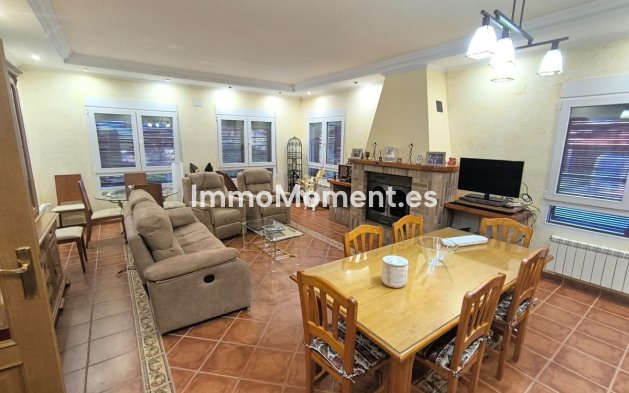 Resale - Detached villa - Yecla - Yecla Centro