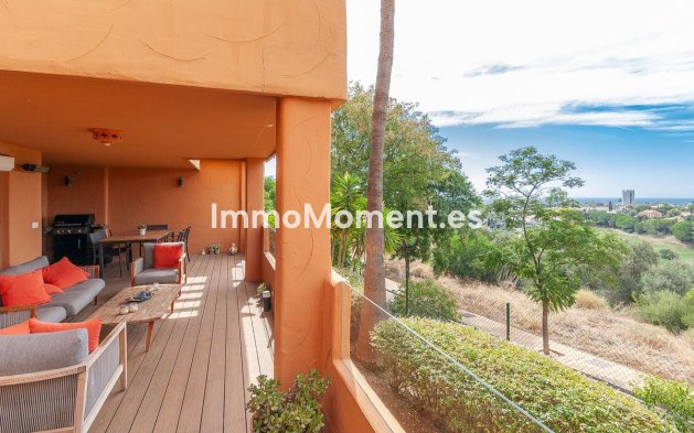 Resale - Apartment - Marbella - Elviria
