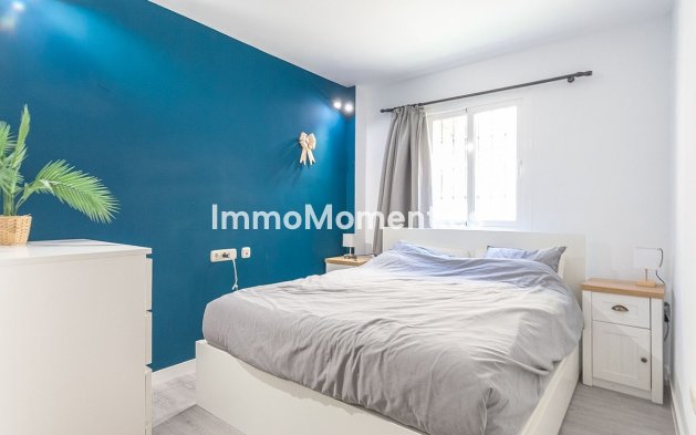 Resale - Apartment - Marbella - Elviria