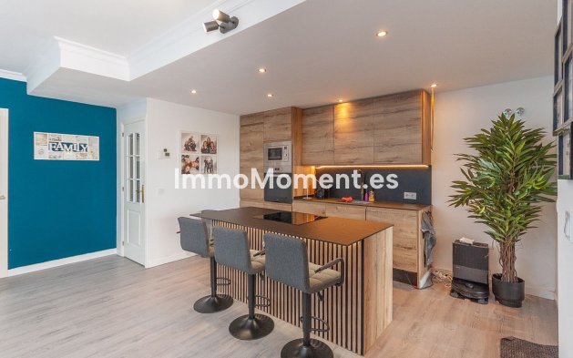 Resale - Apartment - Marbella - Elviria