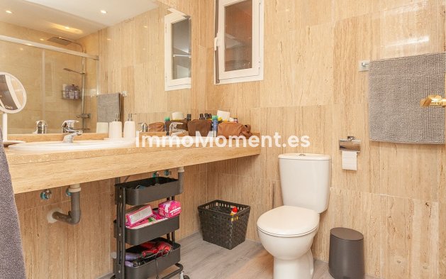 Resale - Apartment - Marbella - Elviria