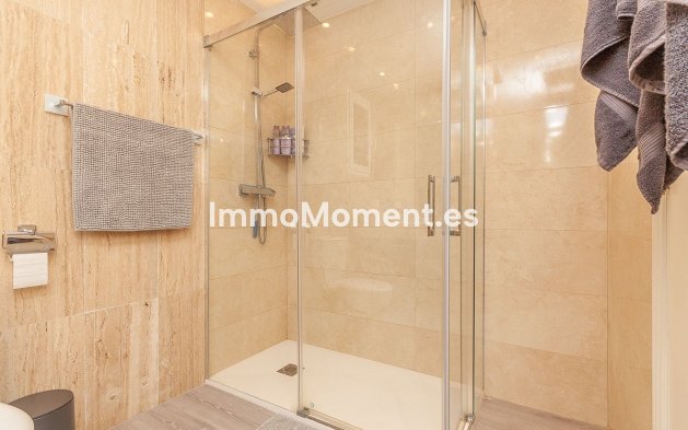Resale - Apartment - Marbella - Elviria