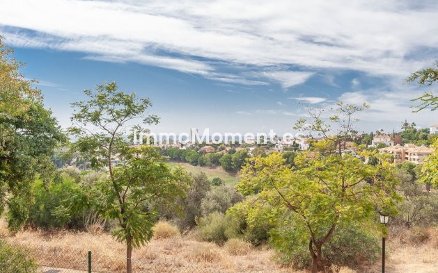 Resale - Apartment - Marbella - Elviria
