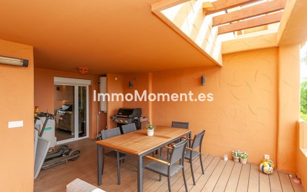 Resale - Apartment - Marbella - Elviria