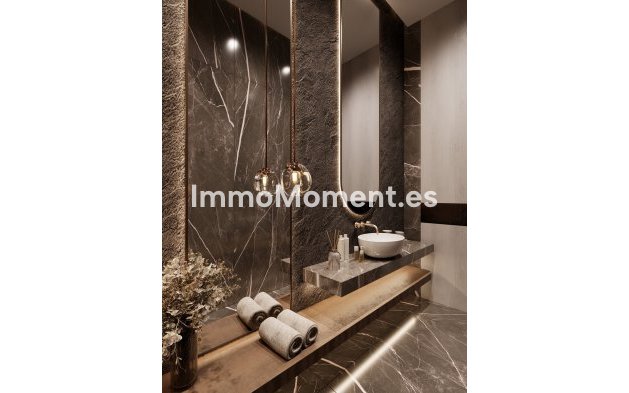 Resale - Detached villa - Marbella - Altos de los Monteros