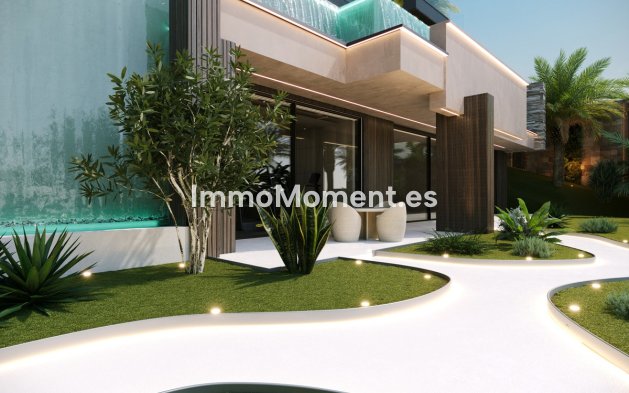Resale - Detached villa - Marbella - Altos de los Monteros