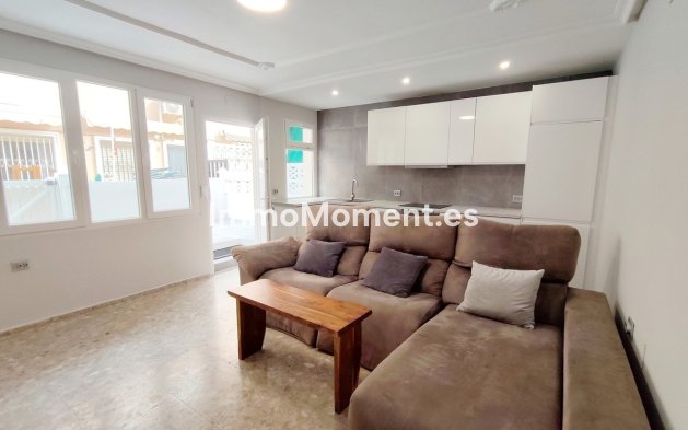 Resale - Apartment - Torrevieja - La Mata