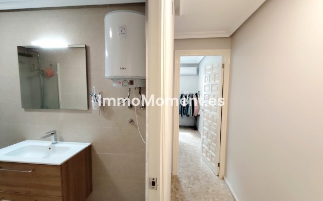Resale - Apartment - Torrevieja - La Mata