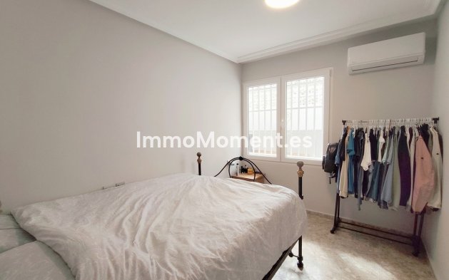 Resale - Apartment - Torrevieja - La Mata