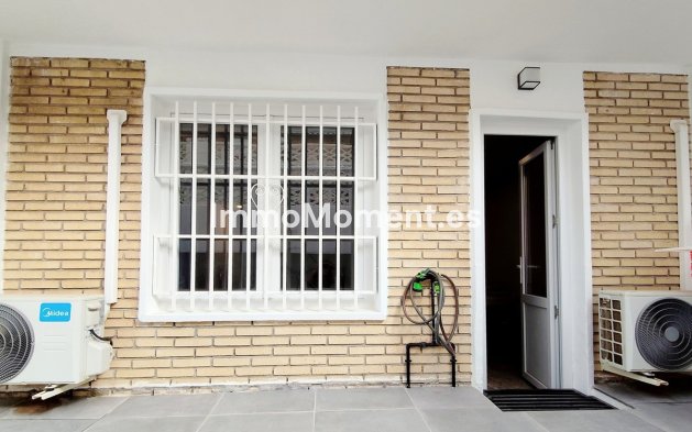 Resale - Apartment - Torrevieja - La Mata