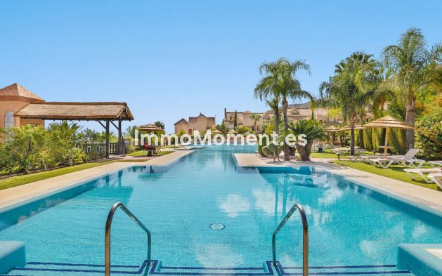Resale - Apartment - Benalmadena - Benalmadena Centro