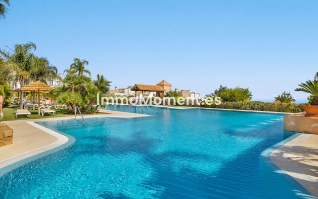 Resale - Apartment - Benalmadena - Benalmadena Centro