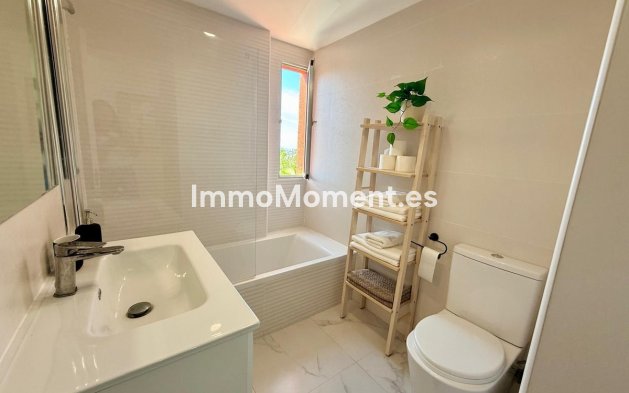 Resale - Apartment - Benalmadena - Benalmadena Costa