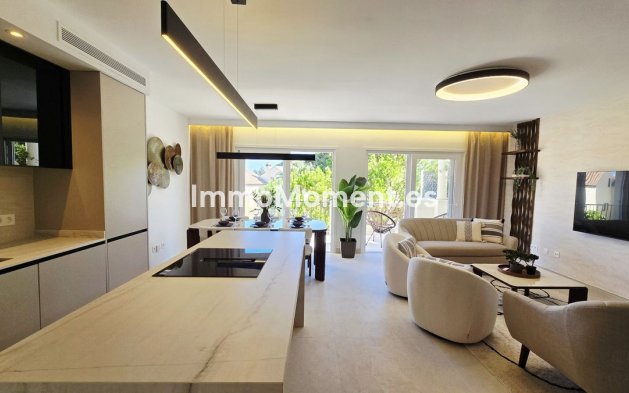 Revente - Appartement - Marbella - Nueva Andalucía