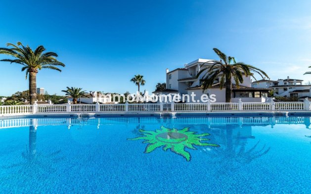 Wiederverkauf - Wohnung - Marbella - Elviria