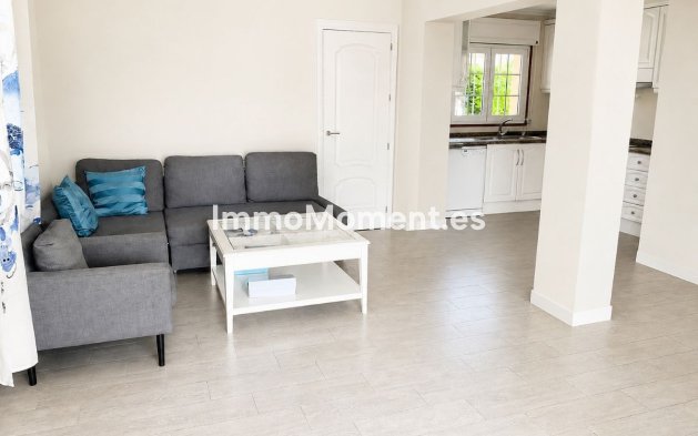 Reventa - Villa independiente - Orihuela - Orihuela Centro
