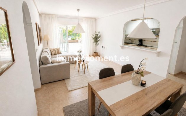 Resale - Apartment - Orihuela - Orihuela Centro