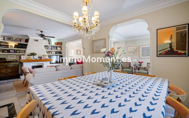 Wiederverkauf - Freistehende Villa - Marbella - Marbella Centro