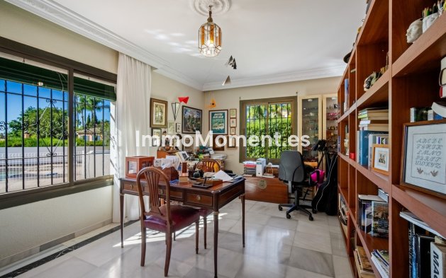 Wiederverkauf - Freistehende Villa - Marbella - Marbella Centro