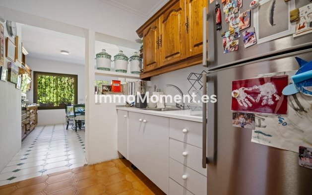Wiederverkauf - Freistehende Villa - Marbella - Marbella Centro