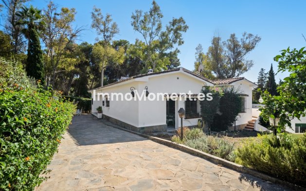 Wiederverkauf - Freistehende Villa - Marbella - Marbella Centro