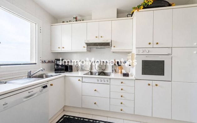 Resale - Apartment - Marbella - La Mairena