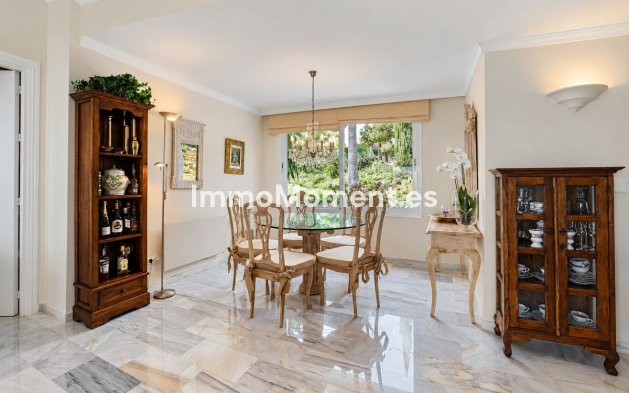 Resale - Apartment - Marbella - La Mairena