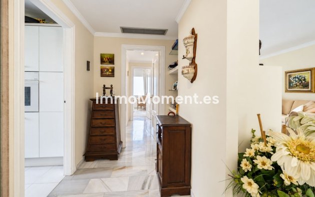 Resale - Apartment - Marbella - La Mairena