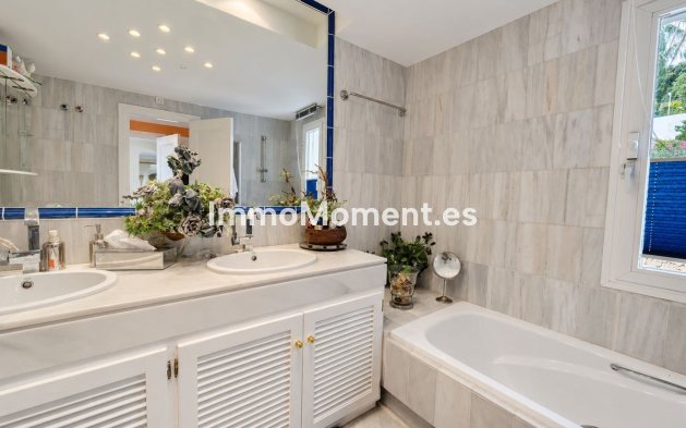 Resale - Apartment - Marbella - La Mairena