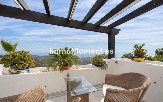 Resale - Apartment - Marbella - La Mairena