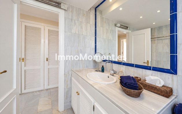 Resale - Apartment - Marbella - La Mairena