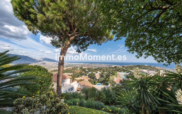 Resale - Apartment - Marbella - La Mairena