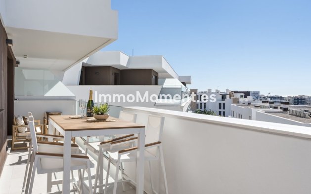Reventa - Apartamento - Estepona  - Estepona Centro