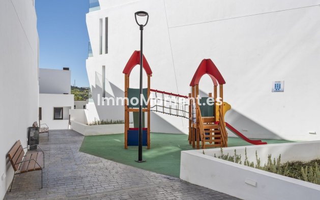 Reventa - Apartamento - Estepona  - Estepona Centro