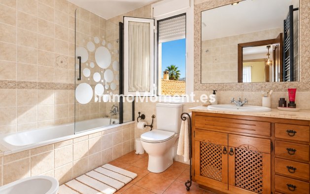 Bestaande woning - Rijtjeshuis - Estepona  - Estepona Centro