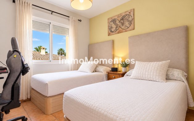 Bestaande woning - Rijtjeshuis - Estepona  - Estepona Centro