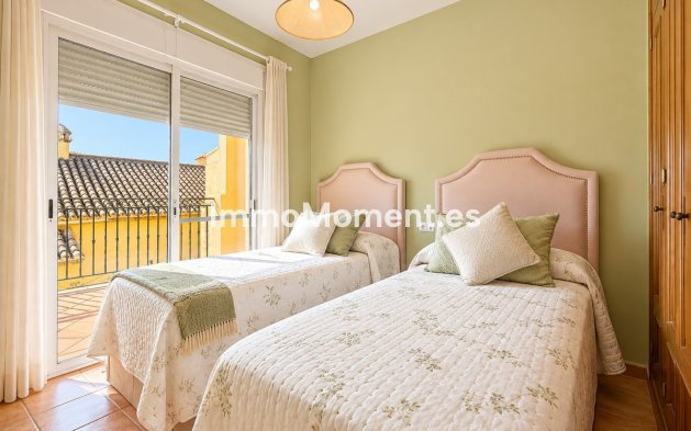 Bestaande woning - Rijtjeshuis - Estepona  - Estepona Centro