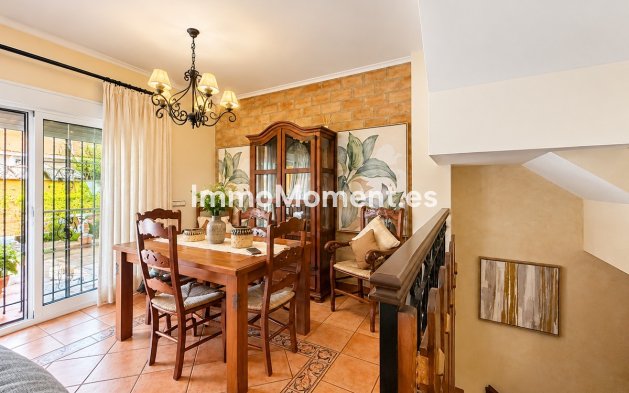 Bestaande woning - Rijtjeshuis - Estepona  - Estepona Centro