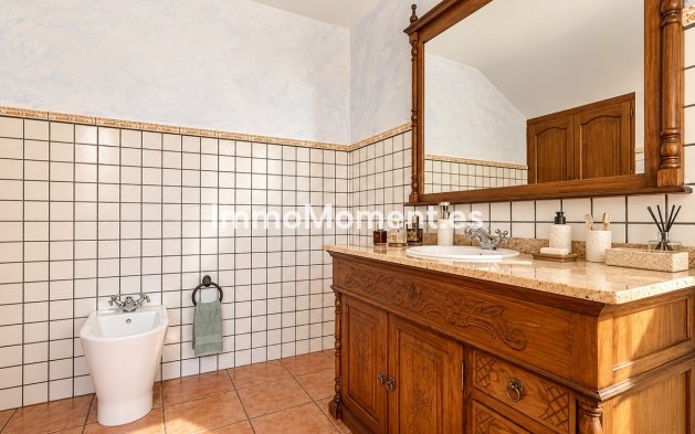 Bestaande woning - Rijtjeshuis - Estepona  - Estepona Centro