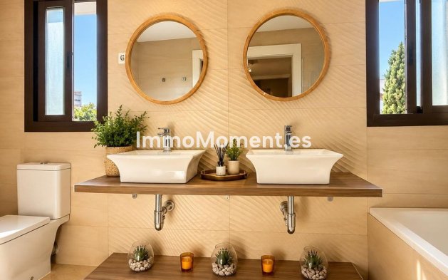 Revente - Maison mitoyenne - Estepona  - Estepona Centro