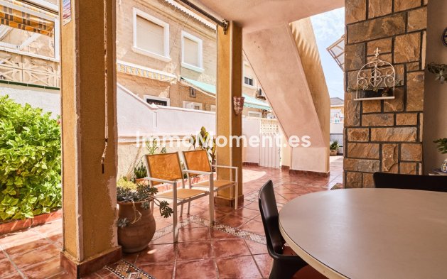 Wiederverkauf - Freistehende Villa - Torrevieja - La Mata