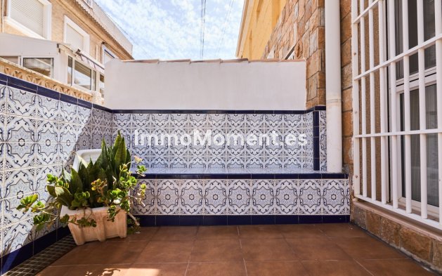 Wiederverkauf - Freistehende Villa - Torrevieja - La Mata