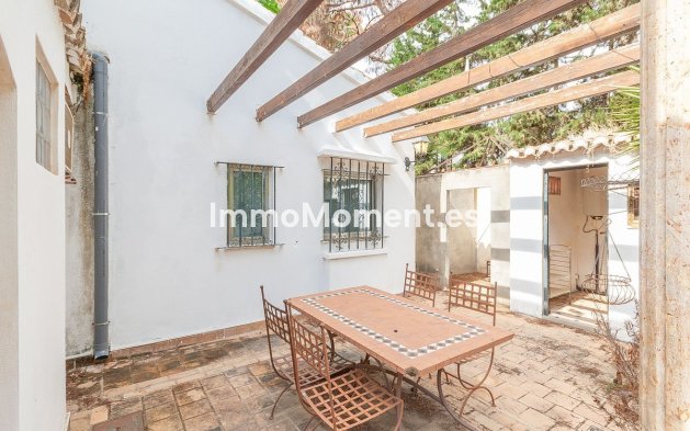 Resale - Detached villa - Marbella - Elviria